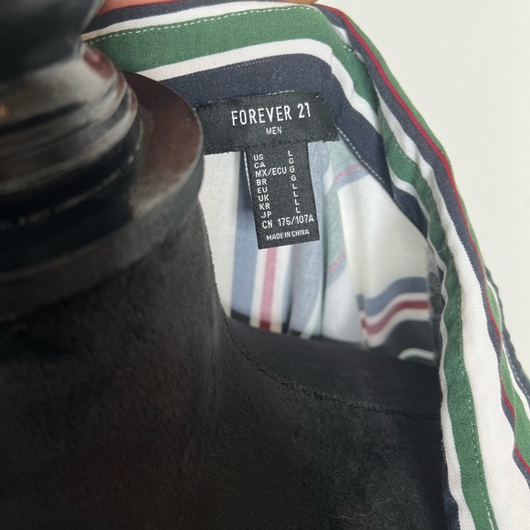 Forever 21 Striped Blouse Size Large - Picture 3 of 3